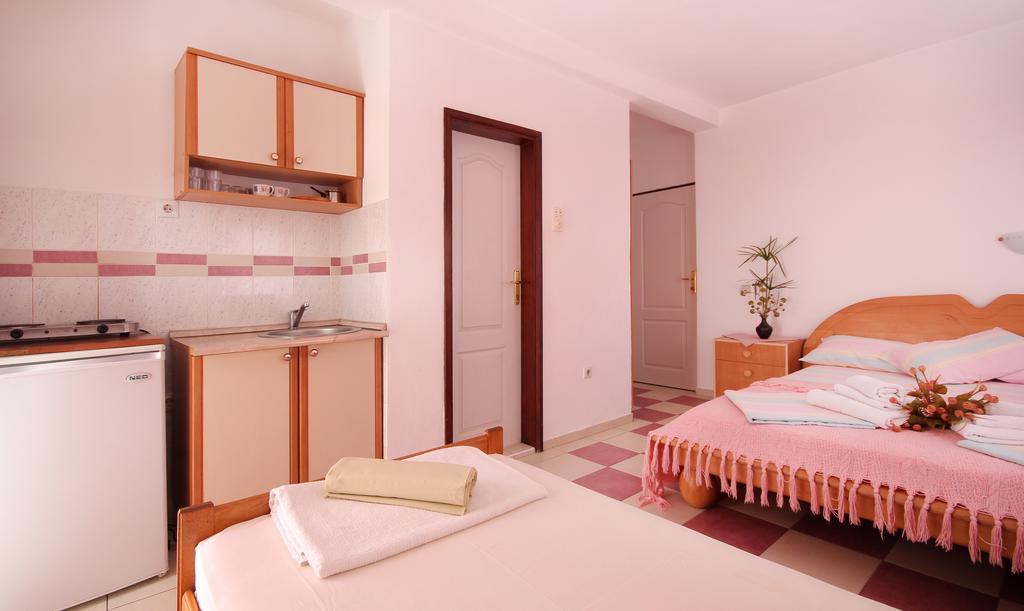 Apartments Villa Slavica Petrovac Δωμάτιο φωτογραφία