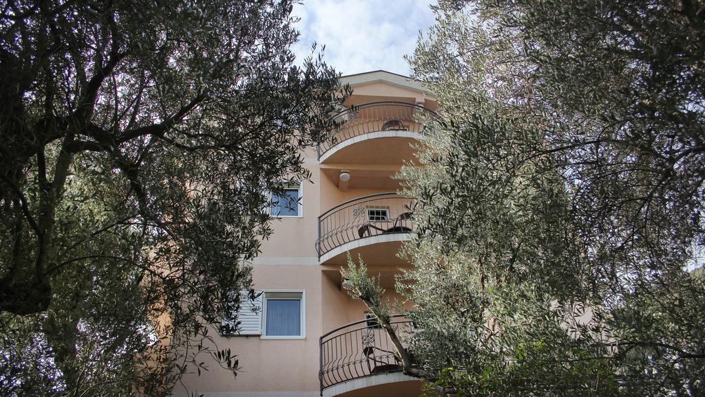 Apartments Villa Slavica Petrovac Εξωτερικό φωτογραφία